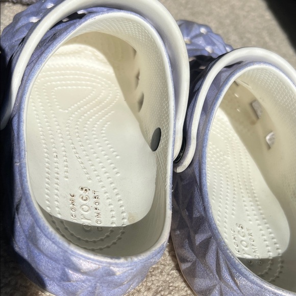 CROCS Kids' Iridescent Purple Clogs - Picture 3 of 8